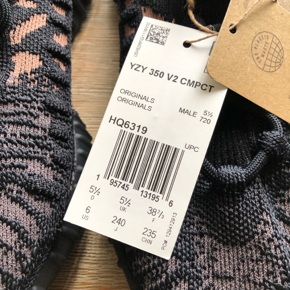 AUTHENTIC YZY 350 V2 CMPCT - Picture 4 of 5
